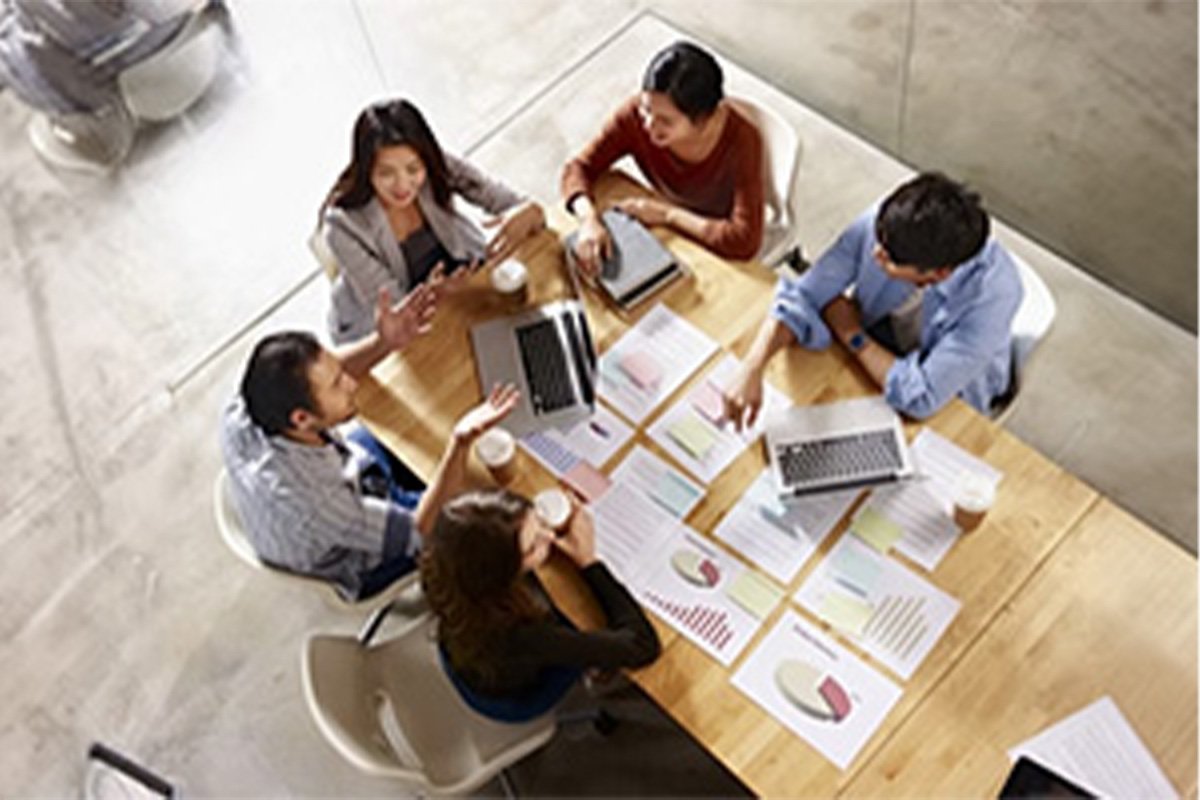 College students collaborating and building a global network